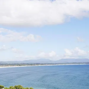 Hotel Bay Beach House, Byron Bay