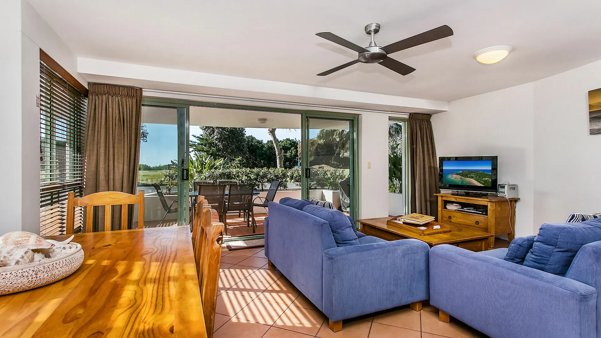 Apartment 1 Surfside Byron Bay